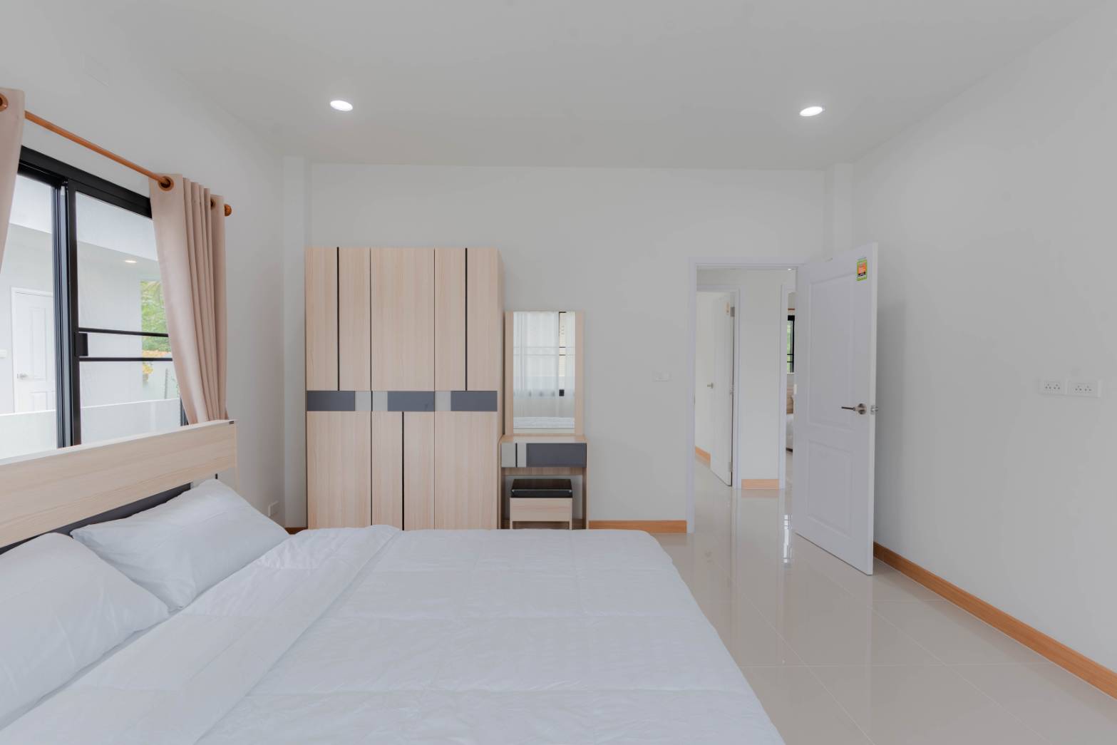 บ้านเดี่ยวสร้างใหม่ “พื้นที่กว้าง อยู่สบาย งบไม่แรง” รูป 7